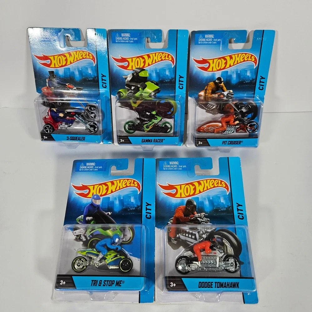Hot Wheels City Motorcycle Lot of 5 Dodge Tomahawk Gamma Racer 3-Squealer 2014